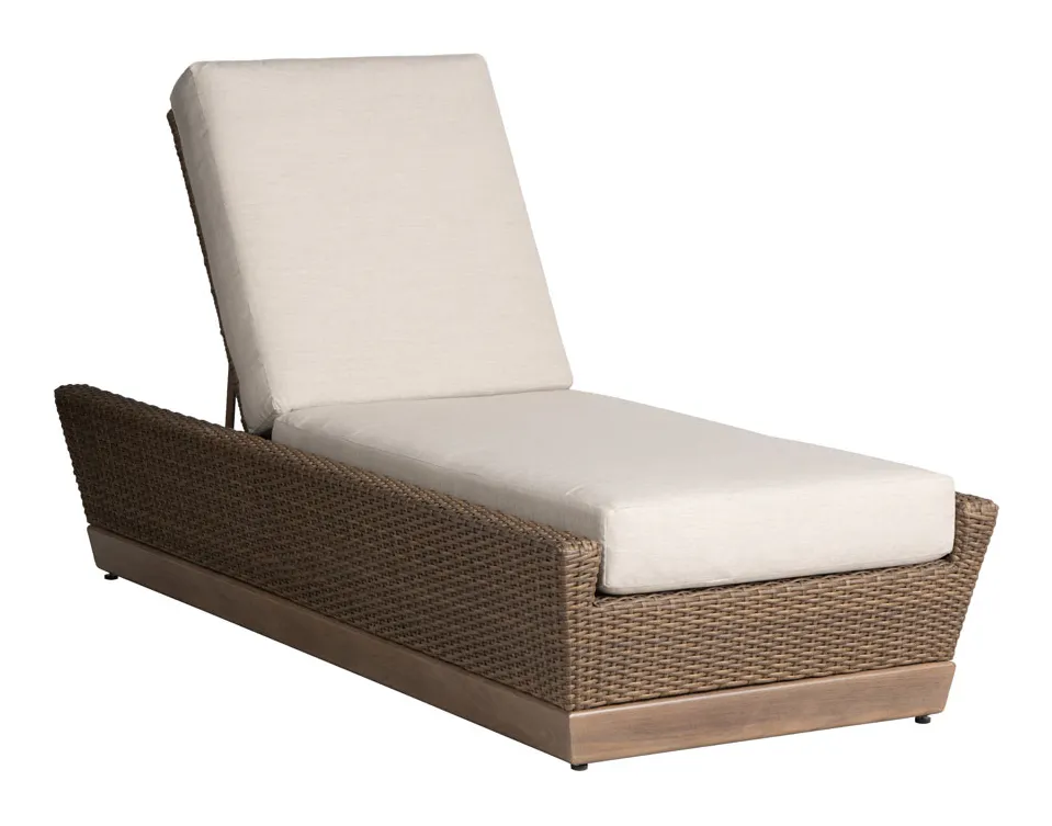 Lloyd Flanders 421020 Charisma Pool Chaise Lloyd Flanders 421020 Charisma Pool Chaise