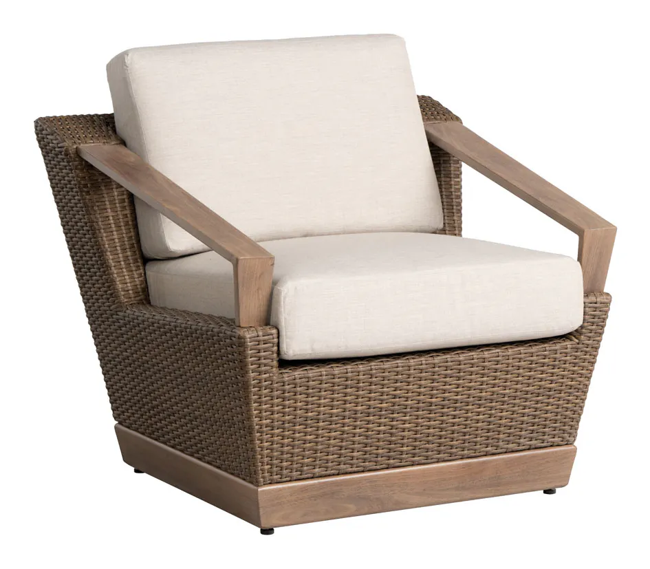 Lloyd Flanders 421002 Charisma Lounge Chair Lloyd Flanders 421002 Charisma Lounge Chair
