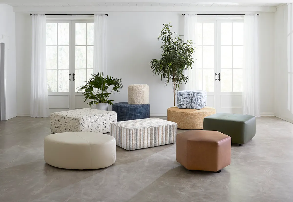 Palliser Furniture 77004-L4 Mingle Round Large Ottoman Palliser Furniture 77004-L4 Mingle Round Large Ottoman