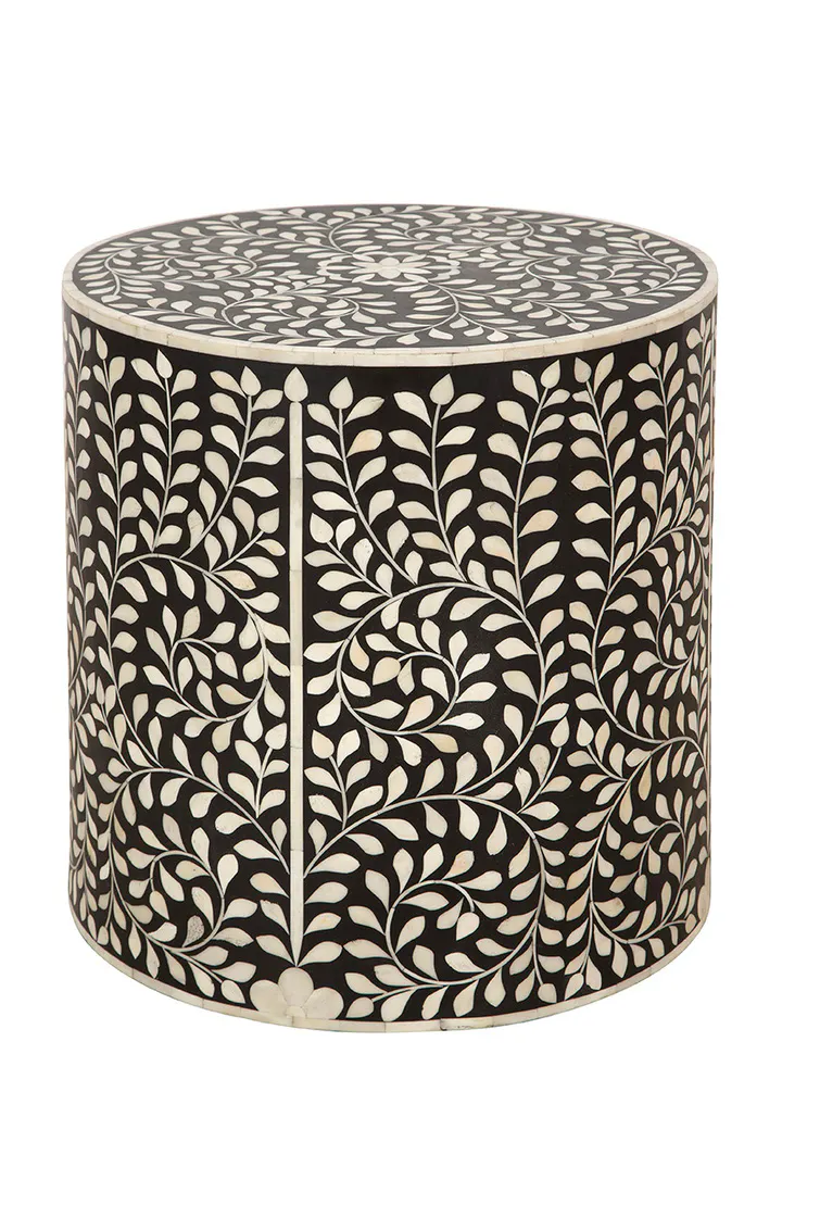 Furniture Classics 60-71 Ebony Side Table