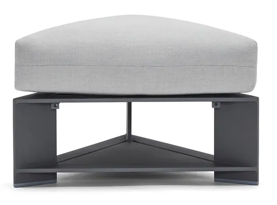 Woodard 7B0T86 Gather Triangle Ottoman Woodard 7B0T86 Gather Triangle Ottoman