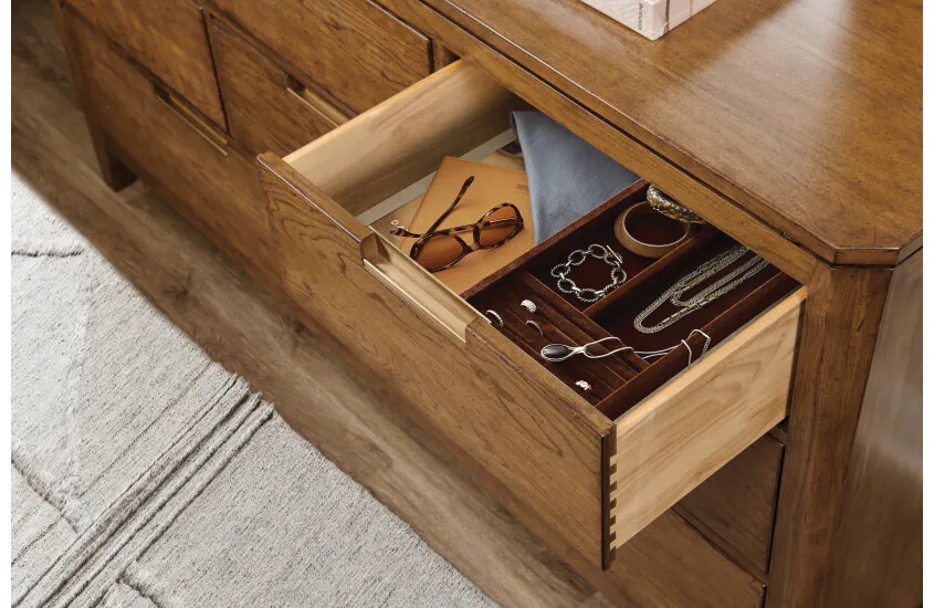 Kincaid Furniture 430-130 Aspire Profile Dresser Kincaid Furniture 430-130 Aspire Profile Dresser
