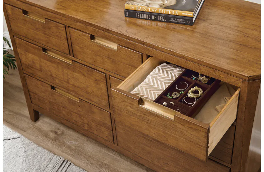 Kincaid Furniture 430-131 Aspire Scale Dresser Kincaid Furniture 430-131 Aspire Scale Dresser
