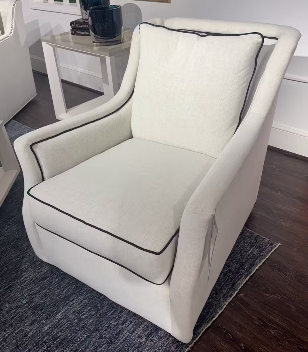CR Laine 2026-05SW Marius Swivel Chair CR Laine 2026-05SW Marius Swivel Chair