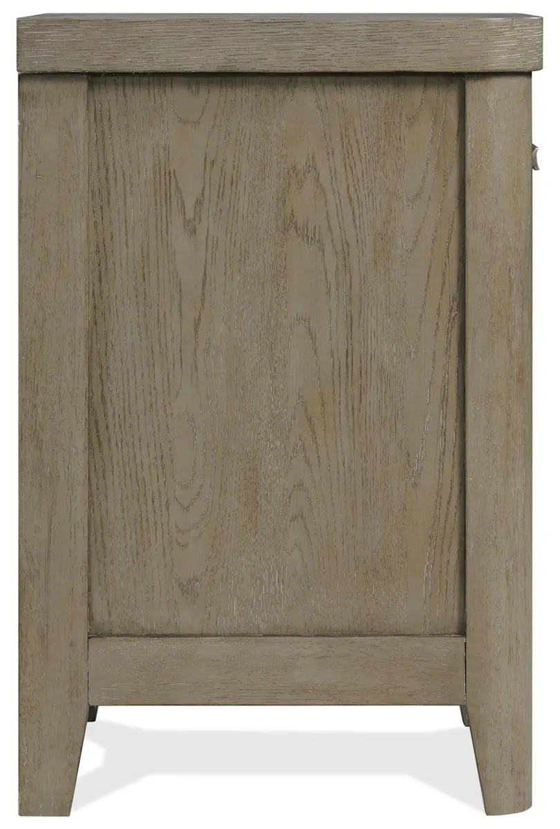 Riverside Furniture 81069 Pasadena One Drawer Nightstand Riverside Furniture 81069 Pasadena One Drawer Nightstand