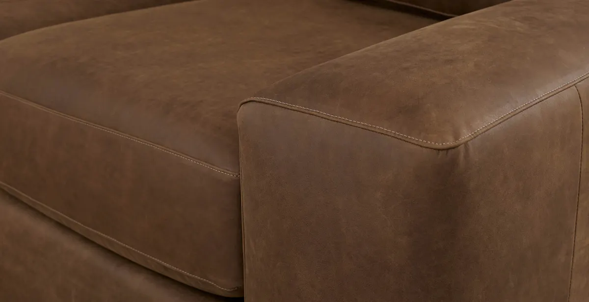 Bassett Furniture 2615-82L Southpark Leather Sofa Bassett Furniture 2615-82L Southpark Leather Sofa