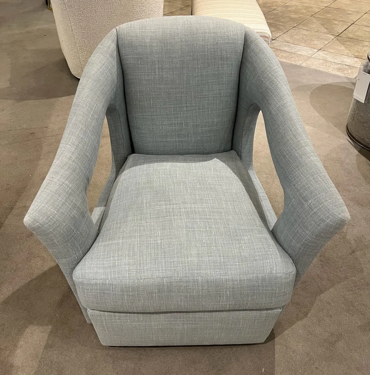 Century SIG2130-8 Brea Swivel Chair Century SIG2130-8 Brea Swivel Chair