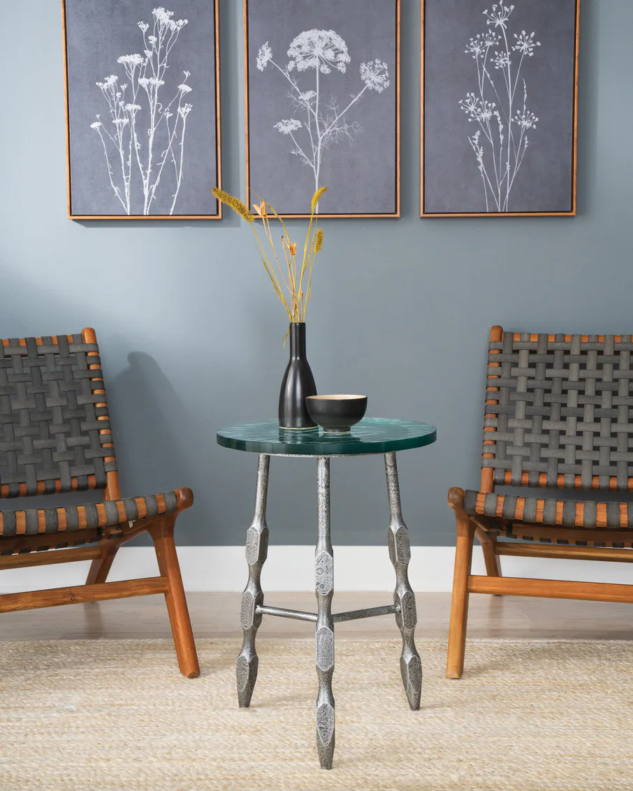 Charleston Forge 7362 Windsor Round Drink Table Charleston Forge 7362 Windsor Round Drink Table