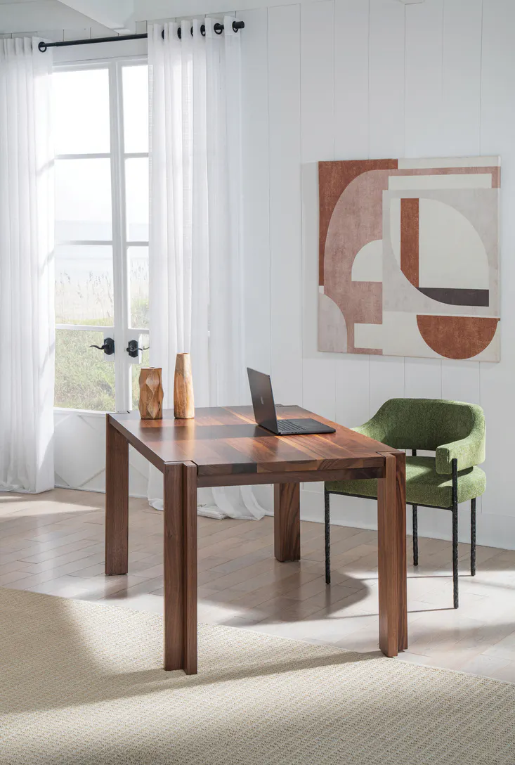 Charleston Forge MD4000 Nobel Desk Charleston Forge MD4000 Nobel Desk