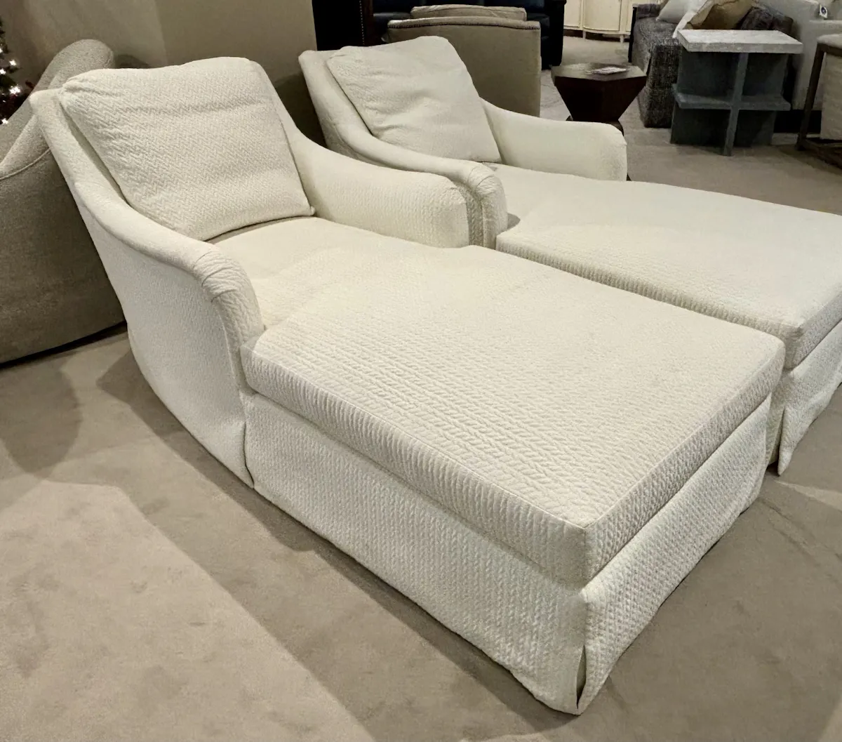 Hickory Chair HC9509-CL Jules Chaise Lounge Hickory Chair HC9509-CL Jules Chaise Lounge