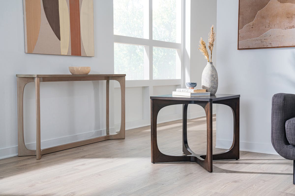 Charleston Forge MD3201 Pilar Console Charleston Forge MD3201 Pilar Console