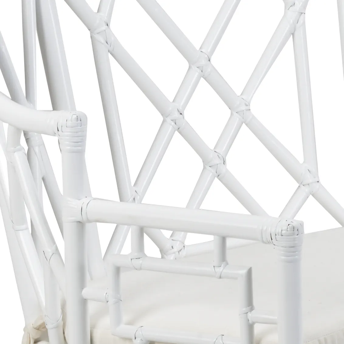 Wildwood Furniture 490467 Wild Palm Settee White Wildwood Furniture 490467 Wild Palm Settee White