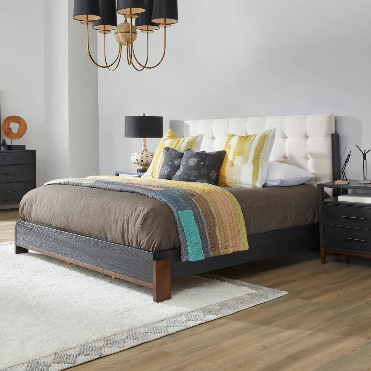 Flexsteel Furniture W1027-90K Waterfall King Upholstered Bed Flexsteel Furniture W1027-90K Waterfall King Upholstered Bed
