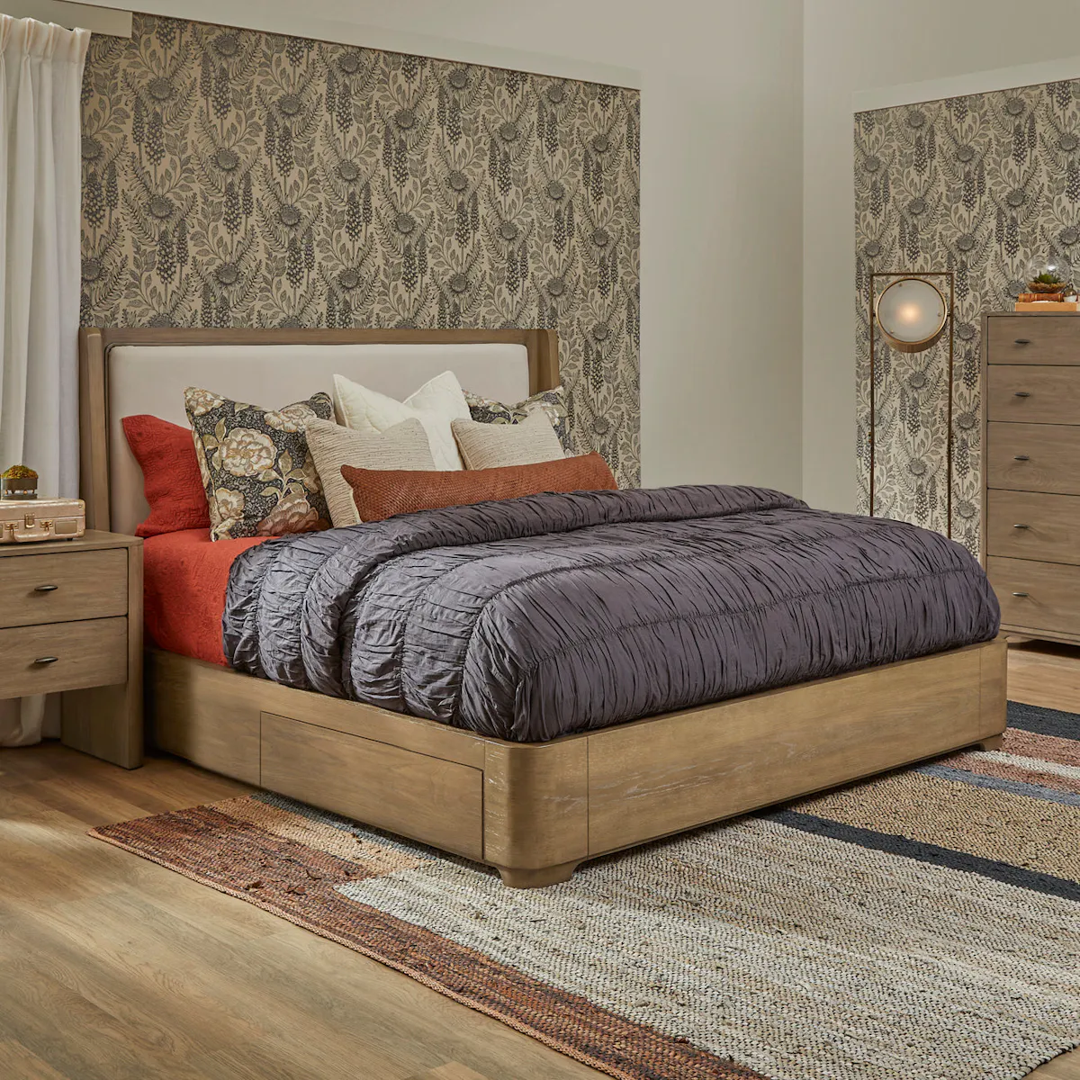 Flexsteel Furniture W1062-91KS Normandy King Upholstered Storage Bed Flexsteel Furniture W1062-91KS Normandy King Upholstered Storage Bed