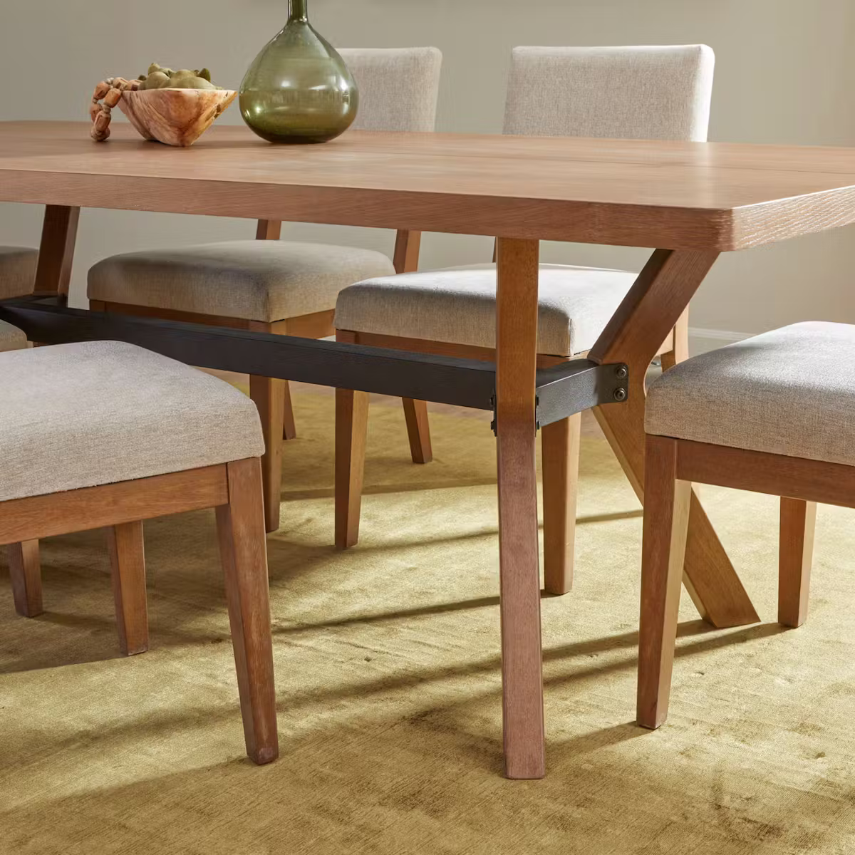 Flexsteel Furniture W1077-831 Millwork Rectangular Dining Table Flexsteel Furniture W1077-831 Millwork Rectangular Dining Table