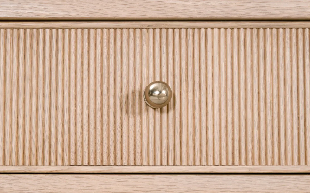 Essentials For Living 5268.NAT-OAK Highland 3 Drawer Console Table Essentials For Living 5268.NAT-OAK Highland 3 Drawer Console Table