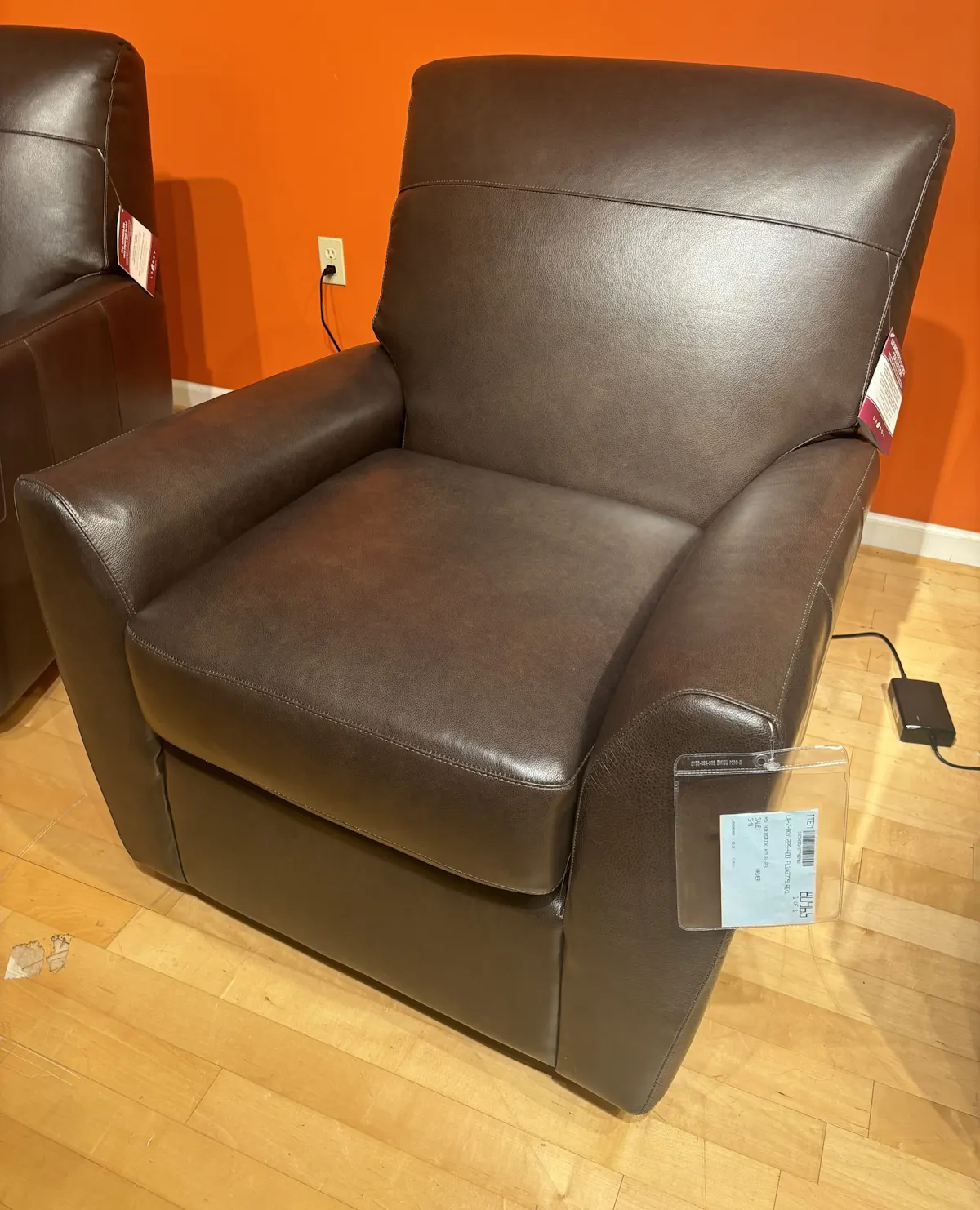 La Z Boy 225-400 Dora Chair La Z Boy 225-400 Dora Chair