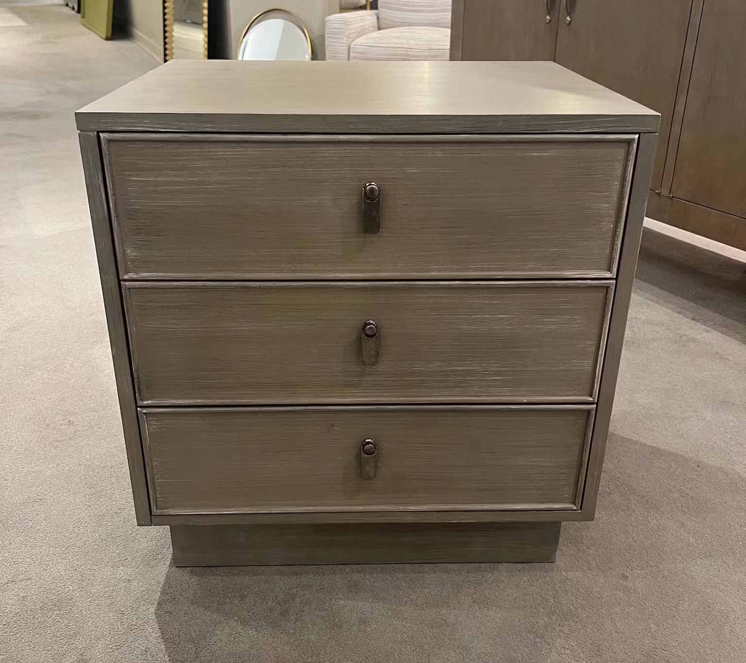 Century CR9-222/70 Details 3 Drawer Dresser