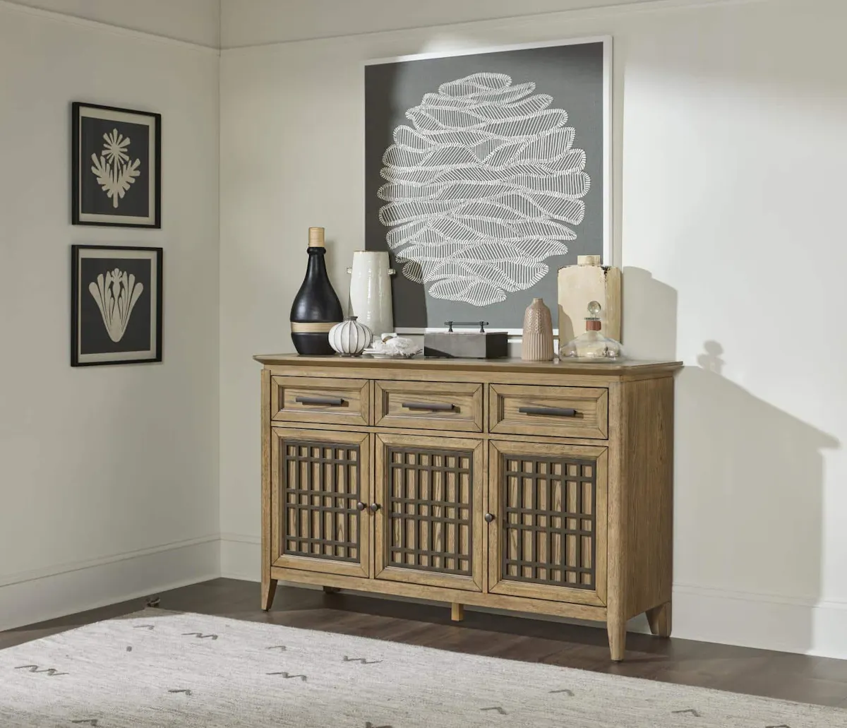 Legacy Classic 4650-151 Beacon Hill Credenza Legacy Classic 4650-151 Beacon Hill Credenza