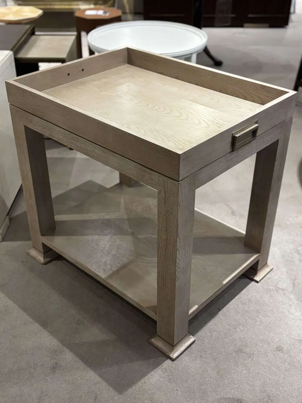 Century AE9-629/10 Brodie Tray Table Century AE9-629/10 Brodie Tray Table