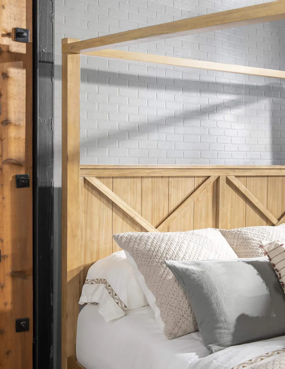 TY4420-5006K Complete Canopy Bed King TY4420-5006K Complete Canopy Bed King