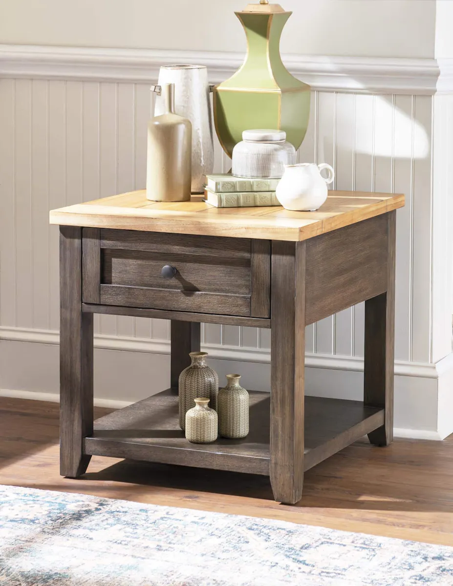 TY4425-505 End Table TY4425-505 End Table