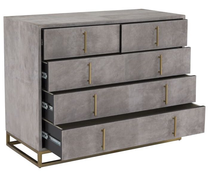 Fairfield 8042-AC Hyde Five Drawer Chest Fairfield 8042-AC Hyde Five Drawer Chest