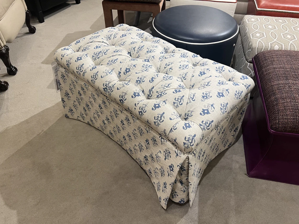 Highland House 1514-60T/290 Pauline Tufted Ottoman Highland House 1514-60T/290 Pauline Tufted Ottoman