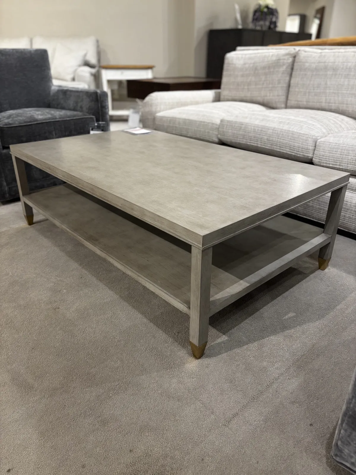 Century CR9-602-3/20 Bedford Cocktail Table Century CR9-602-3/20 Bedford Cocktail Table