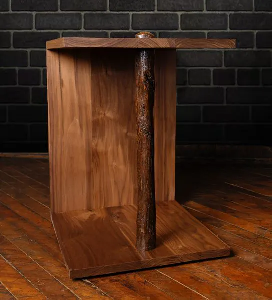 Old Hickory Furniture RNG201 Front Range Table Old Hickory Furniture RNG201 Front Range Table