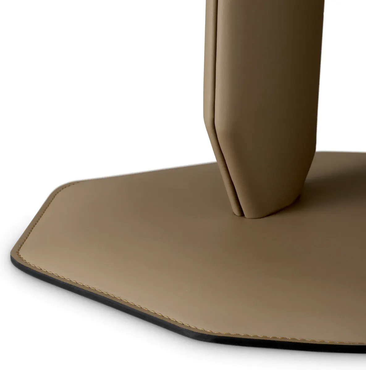 Eichholtz 119338 Side Table Maurizio Eichholtz 119338 Side Table Maurizio