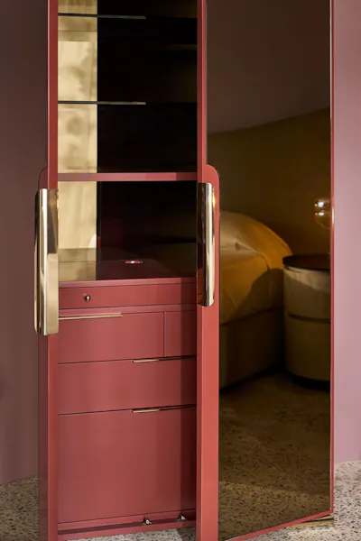Caracole Furniture CLA-024-052 Allure Armoire Caracole Furniture CLA-024-052 Allure Armoire