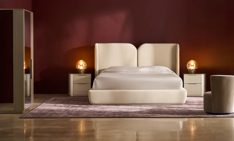 Caracole Furniture CLA-024-105 Oblique Queen Bed Caracole Furniture CLA-024-105 Oblique Queen Bed