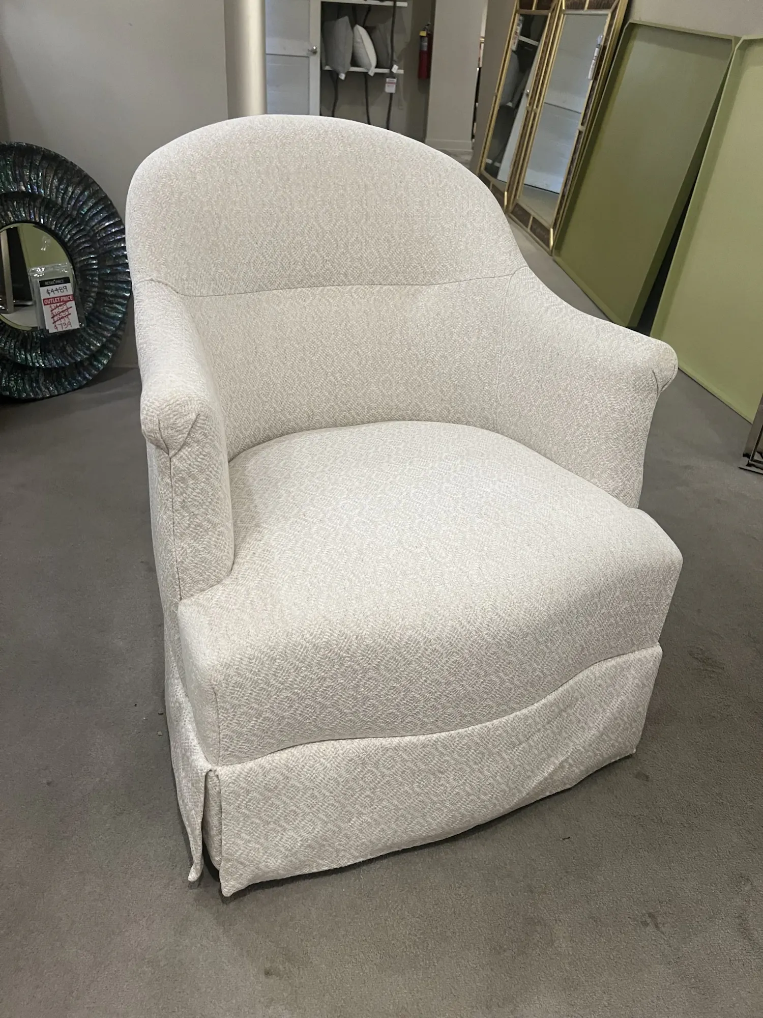 Highland House 1559SW/330 Romain Skirted Swivel Chair Highland House 1559SW/330 Romain Skirted Swivel Chair