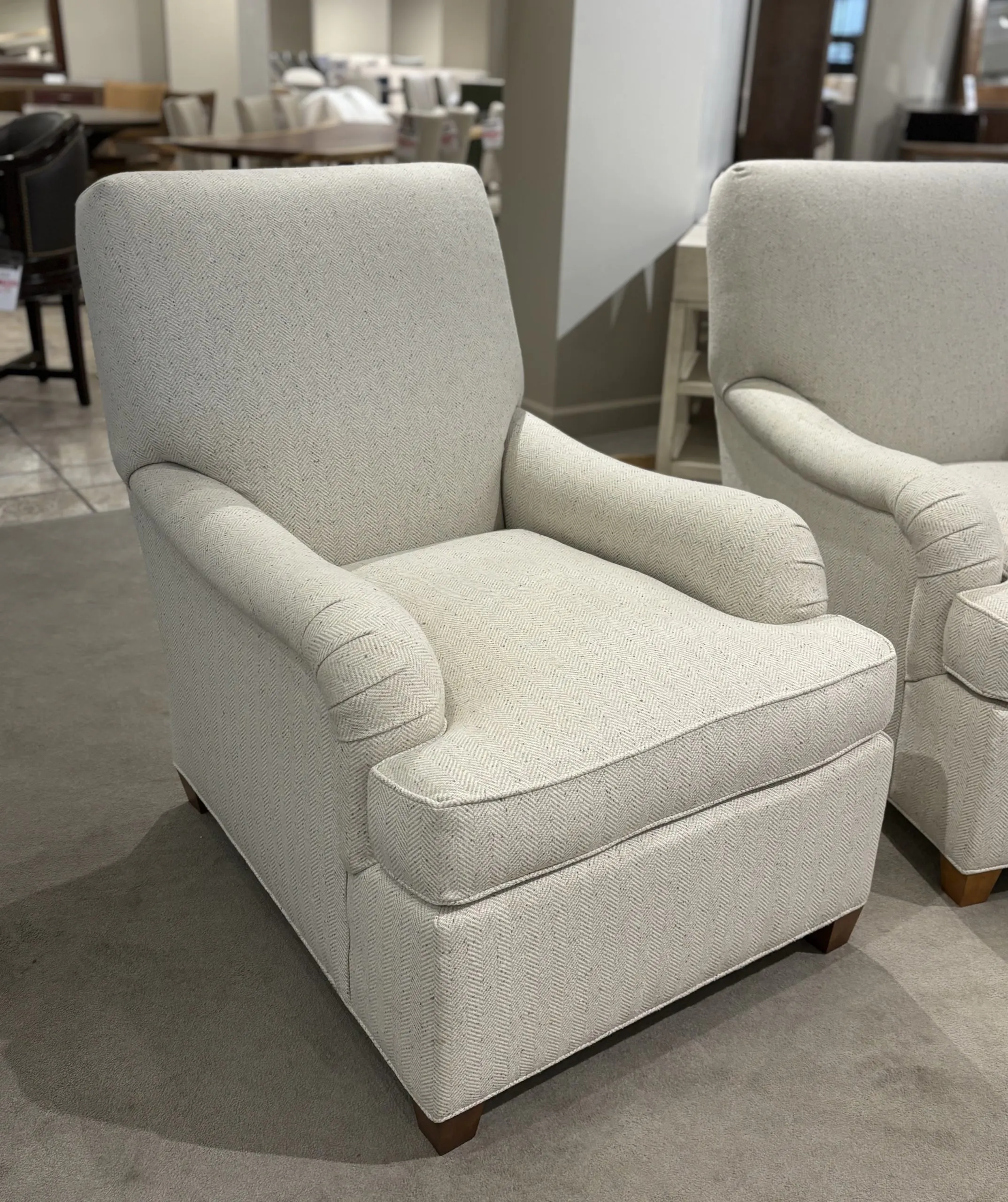 Hickory Chair HC4100-21 Chair w/ English Arm