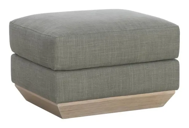 Hickory Chair HC7301-29 Dama Ottoman Hickory Chair HC7301-29 Dama Ottoman