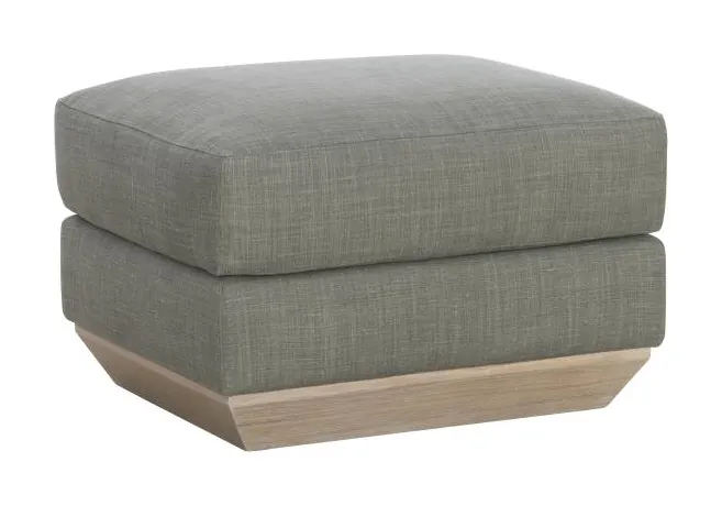 Hickory Chair HC7301-29 Dama Ottoman Hickory Chair HC7301-29 Dama Ottoman