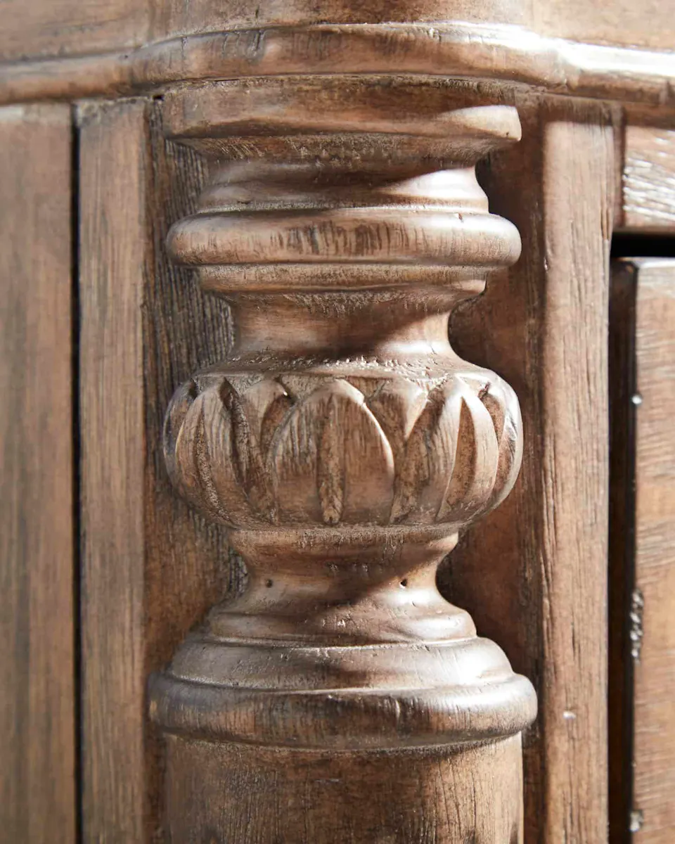 ART Furniture 277158-2608 Architrave Bachelors Chest ART Furniture 277158-2608 Architrave Bachelors Chest