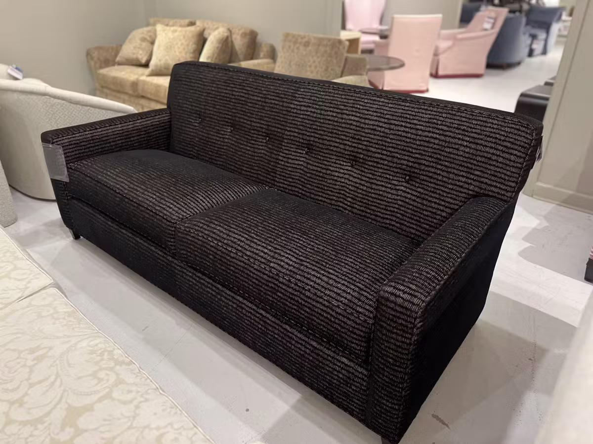 Century LTD7600-3C24/370 Custom Sofa Century LTD7600-3C24/370 Custom Sofa