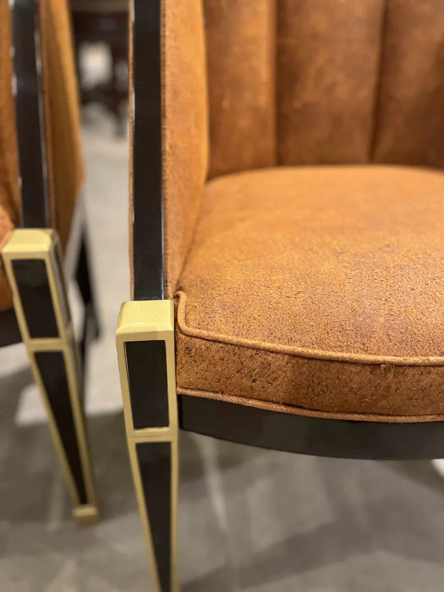 Hancock and Moore CJ6819/170,171 Diana Hostess Chair Hancock and Moore CJ6819/170,171 Diana Hostess Chair