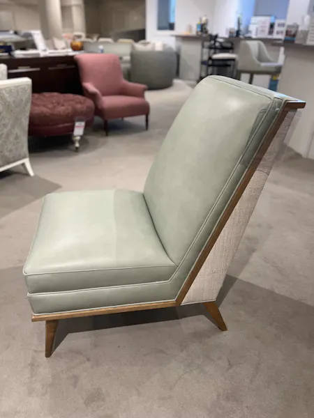 Hancock and Moore 9996/101 Sample Chair Hancock and Moore 9996/101 Sample Chair