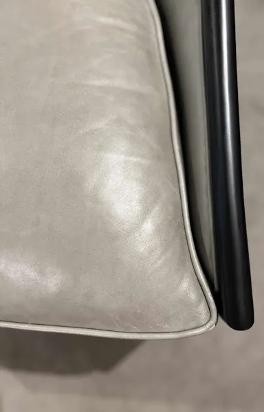 Hancock and Moore 9996/102 Sample Chair Hancock and Moore 9996/102 Sample Chair