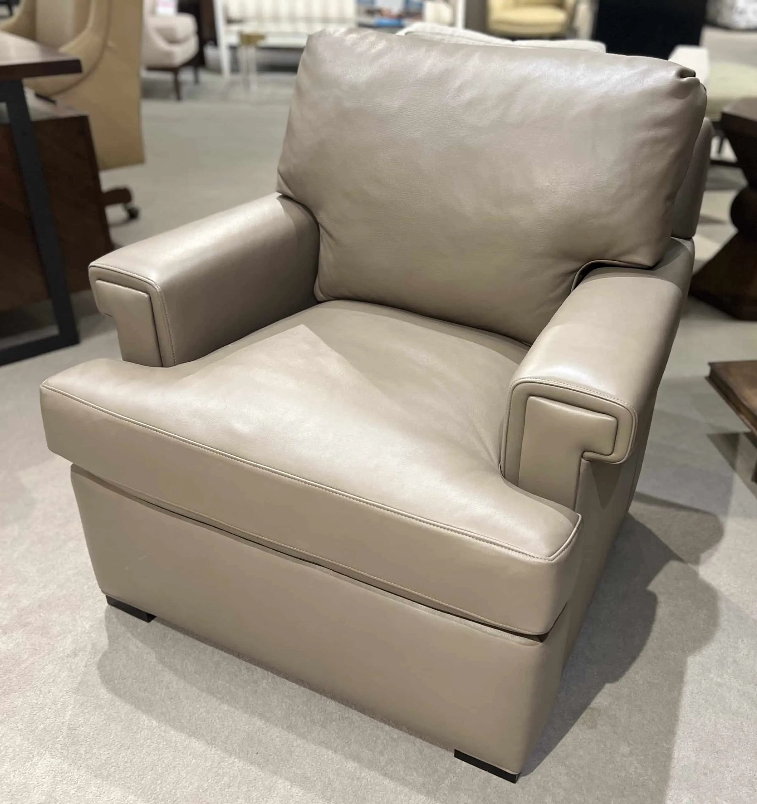 Hancock and Moore Y2Y01SKTKTSB/137 Your Way 2 Modern Chair
