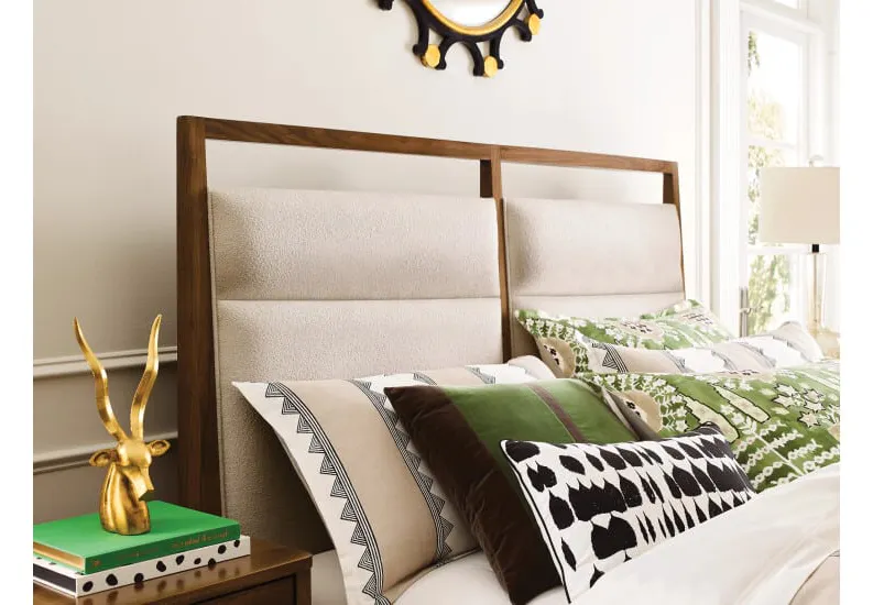 Kincaid 269-318P Karis Upholstered King Bed Kincaid 269-318P Karis Upholstered King Bed