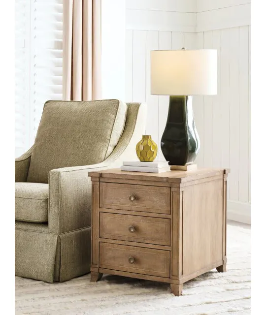 American Drew 483-917 Woodfield Chairside Chest American Drew 483-917 Woodfield Chairside Chest