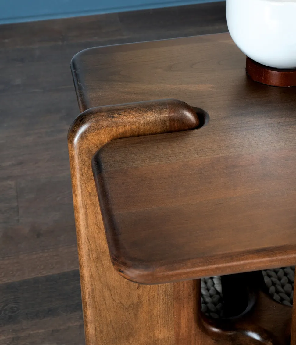 Charleston Forge MD3103 Cuban Square End Table Charleston Forge MD3103 Cuban Square End Table