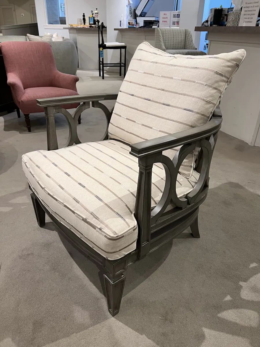 Century 3318/20 Colson Chair Century 3318/20 Colson Chair