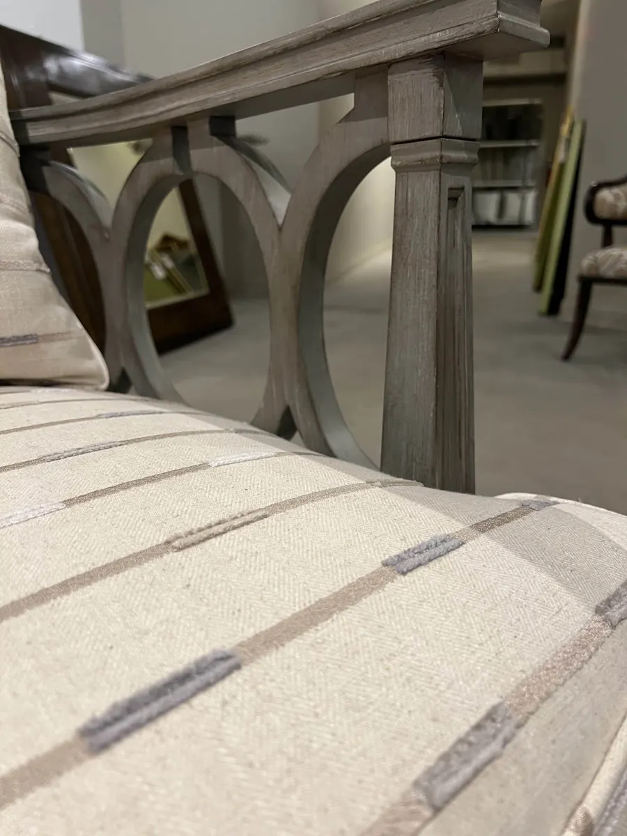 Century 3318/20 Colson Chair Century 3318/20 Colson Chair