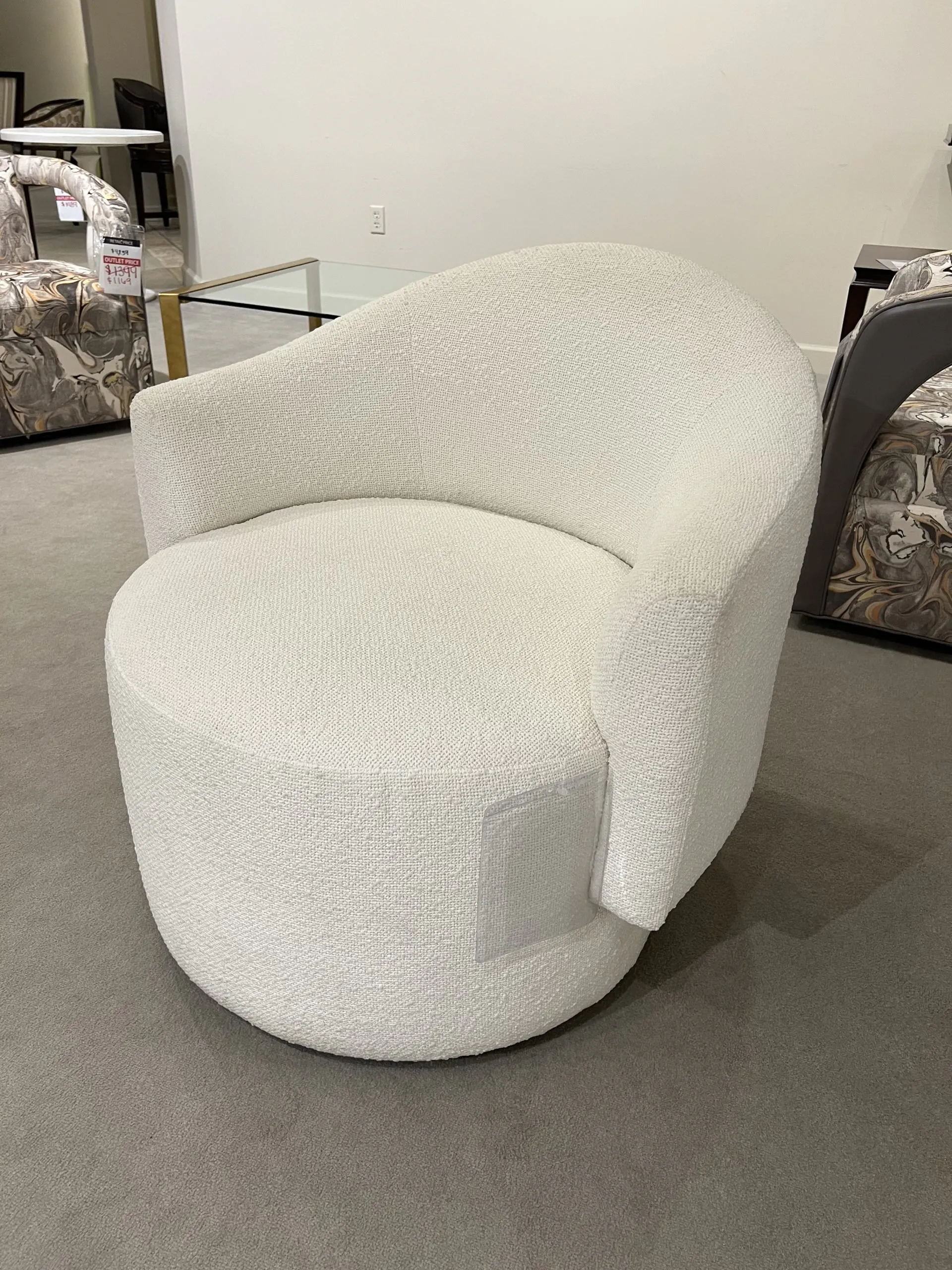 Century TS-LT9-1067-8/20 Enzo Swivel Chair