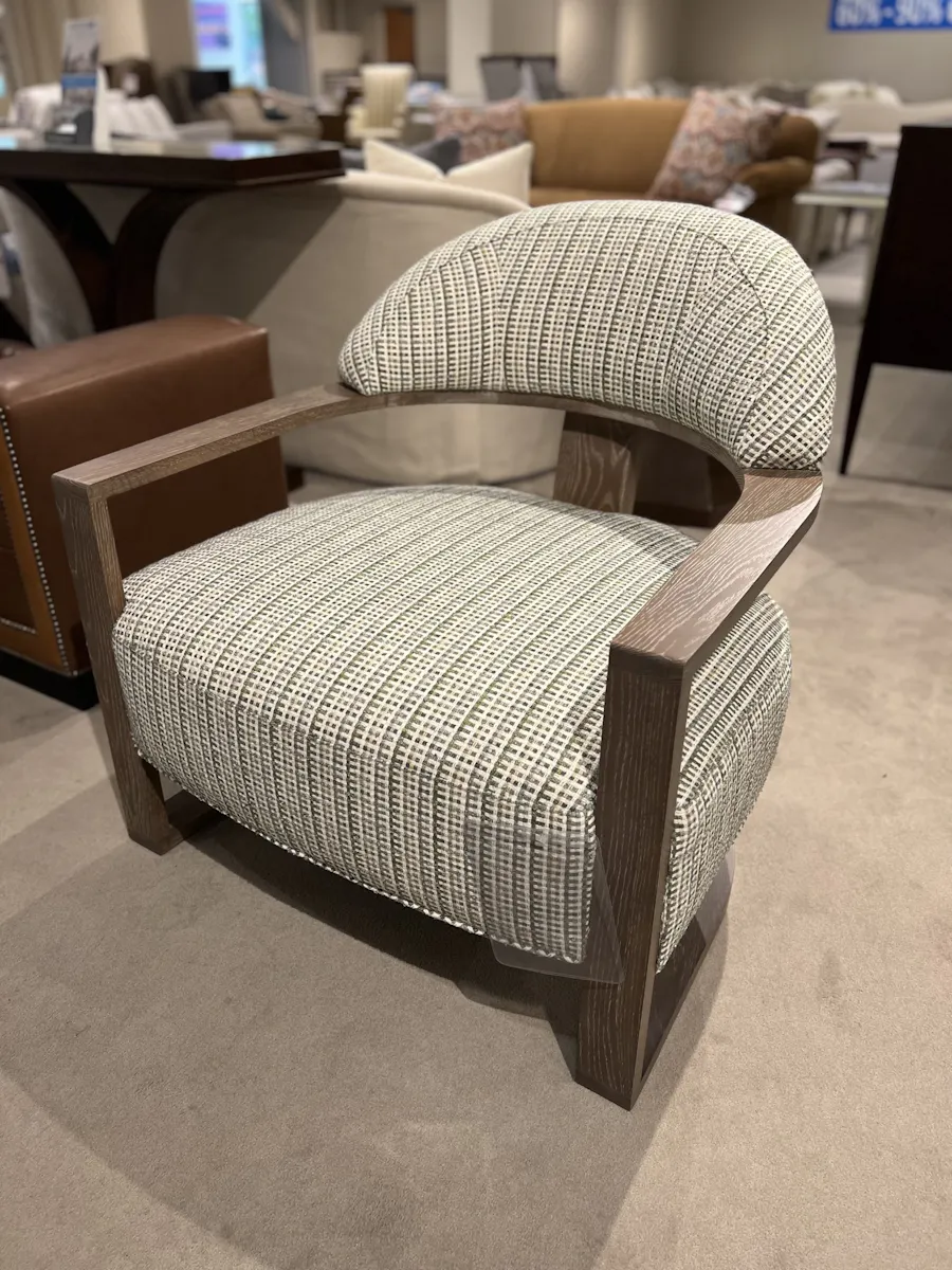 Century 3680/150 Leer Lounge Chair Century 3680/150 Leer Lounge Chair